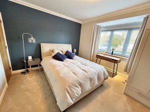 Bedroom- click for photo gallery